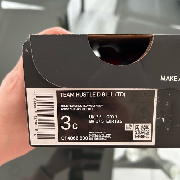 3c baby monster Nike Shoes NEW IN BOX - Picture 5 of 5